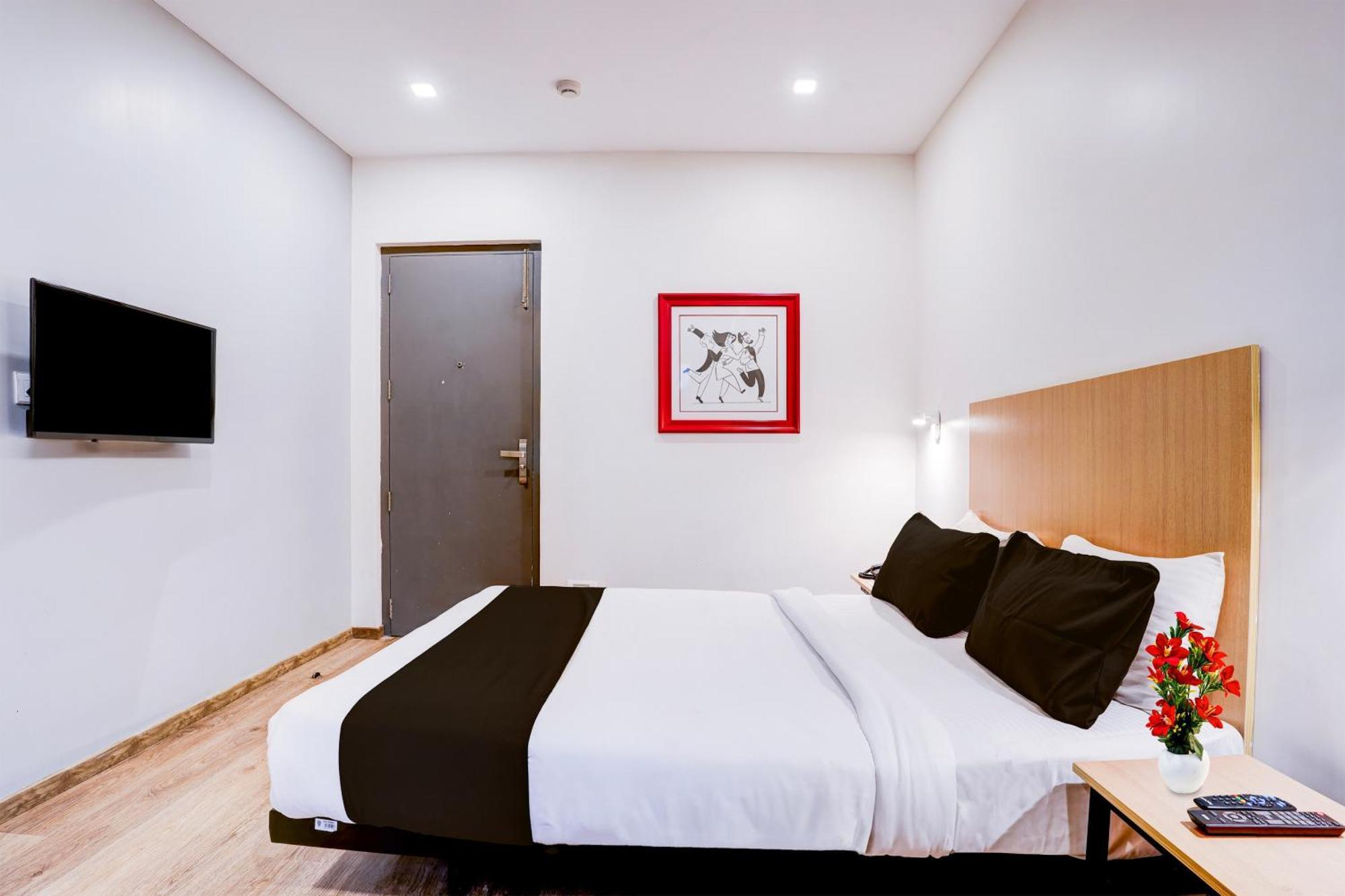 Super Townhouse Ulsoor Near Halasuru Metro Station Bangalore Luaran gambar