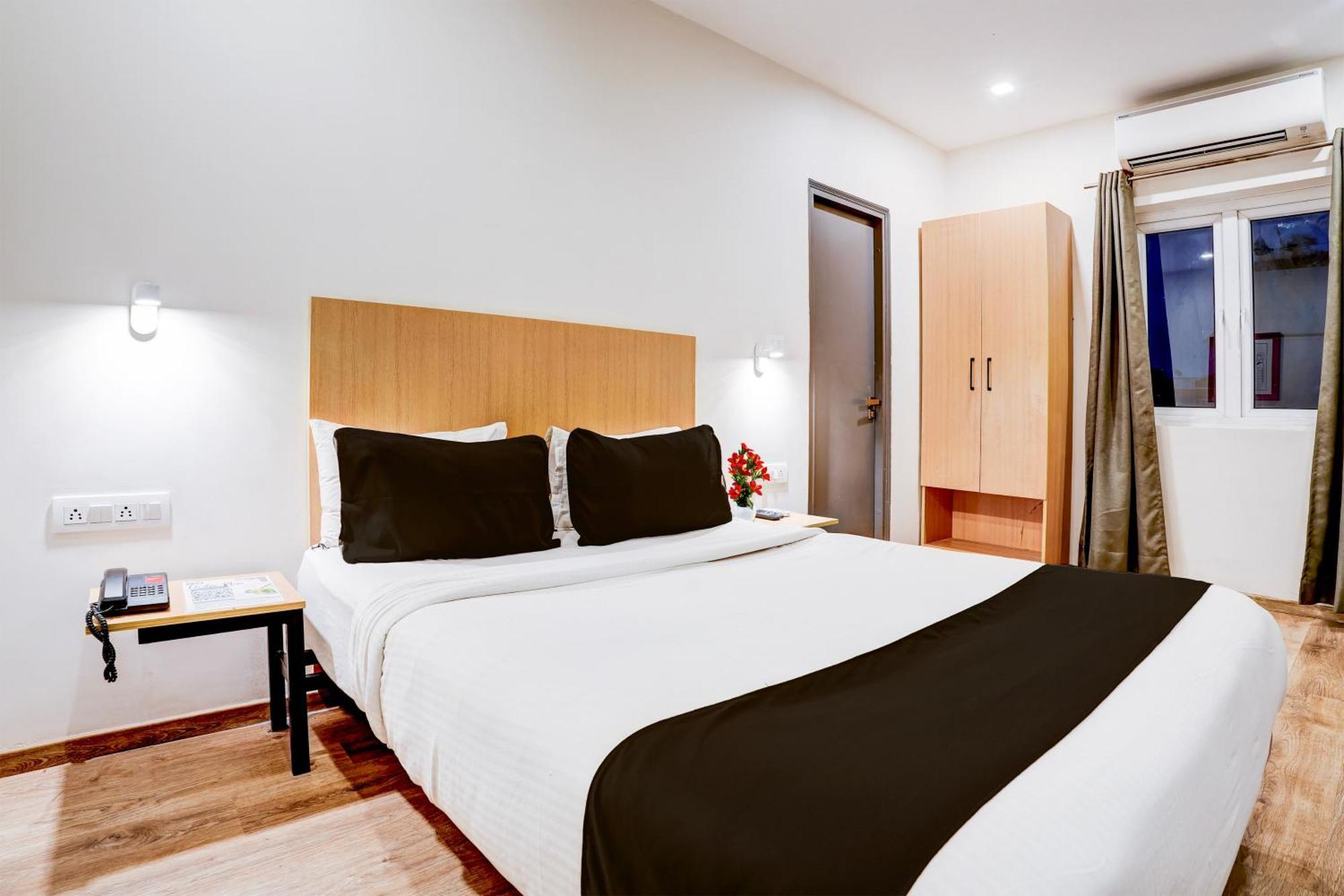 Super Townhouse Ulsoor Near Halasuru Metro Station Bangalore Luaran gambar